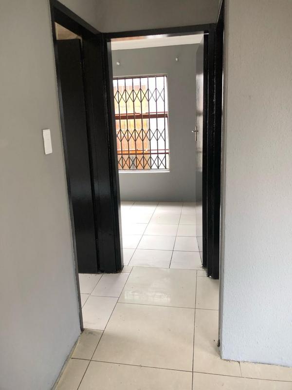 To Let 2 Bedroom Property for Rent in Riverlea Gauteng