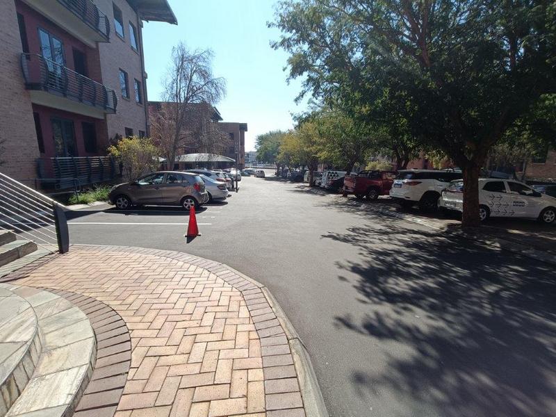 To Let commercial Property for Rent in Constantia Kloof Gauteng