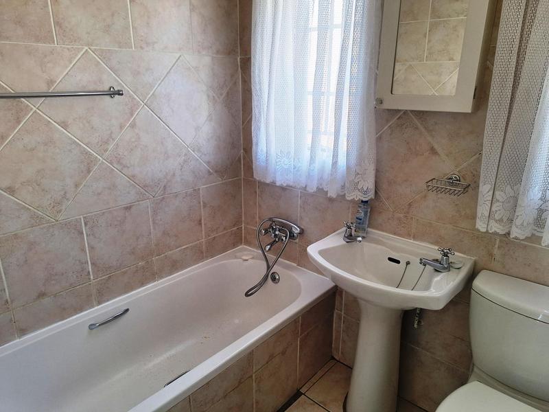 To Let 0 Bedroom Property for Rent in Lynnwood Manor Gauteng