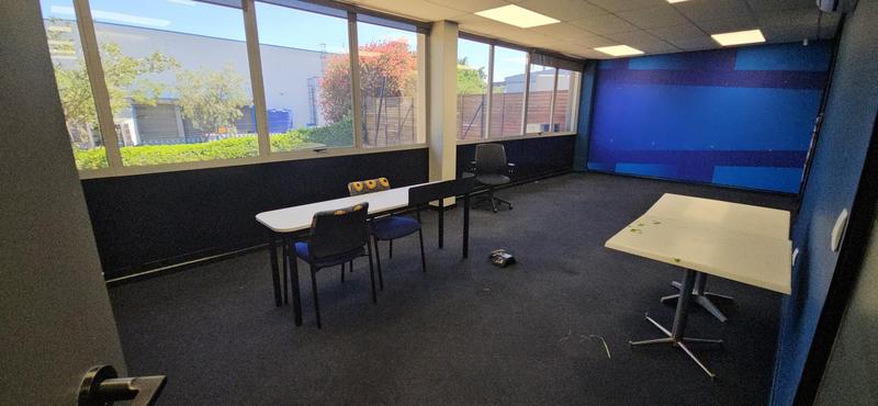 To Let commercial Property for Rent in Randjespark Gauteng