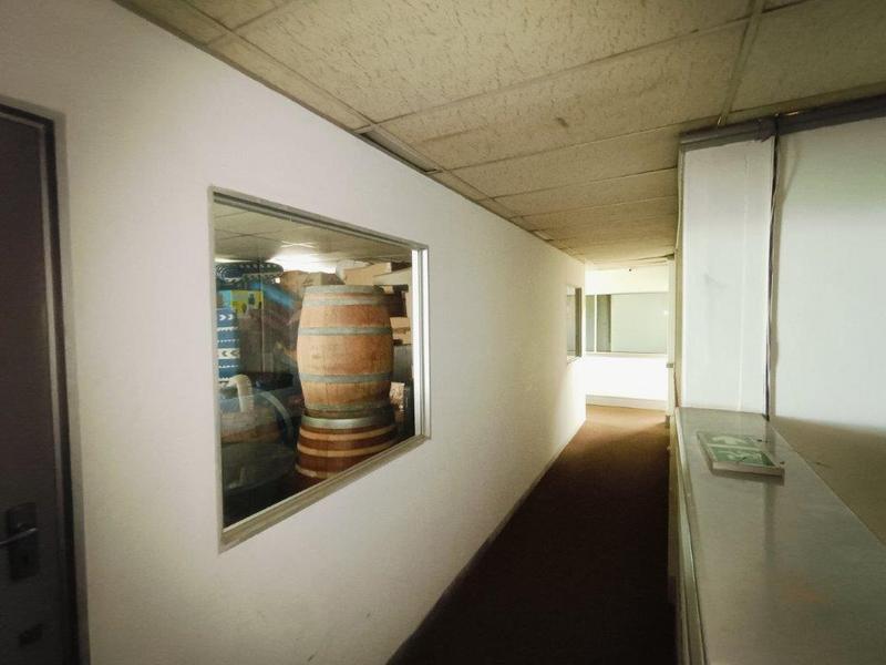 To Let commercial Property for Rent in Randjespark Gauteng