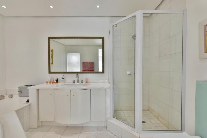 5 Bedroom Property for Sale in Morningside Gauteng