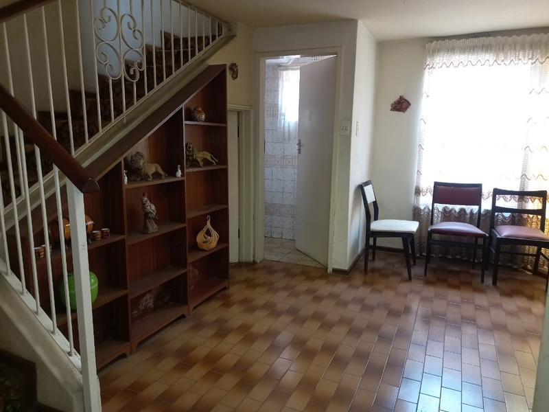 4 Bedroom Property for Sale in Bezuidenhout Valley Gauteng
