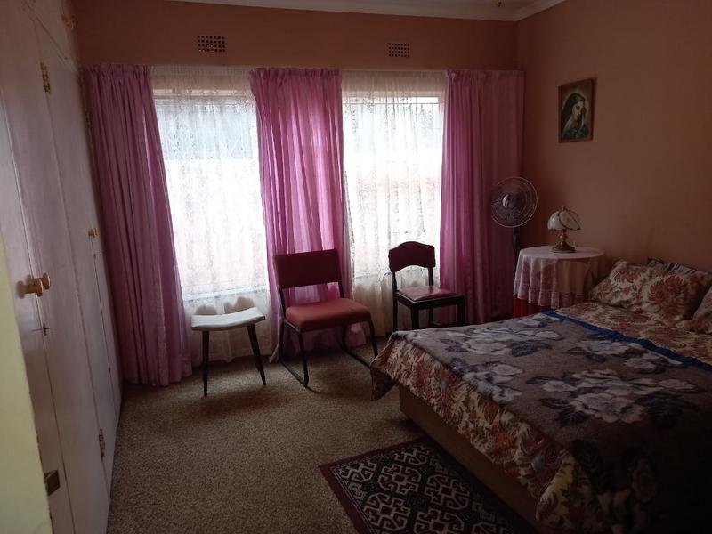 4 Bedroom Property for Sale in Bezuidenhout Valley Gauteng