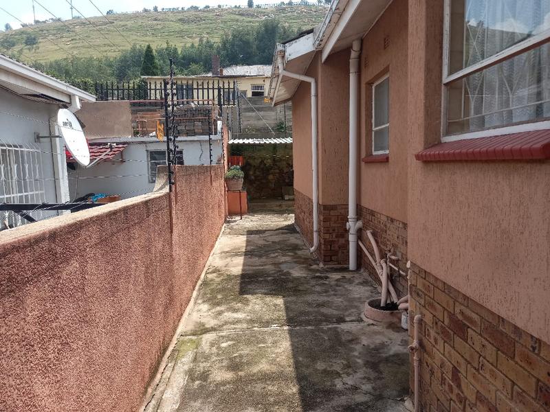 4 Bedroom Property for Sale in Bezuidenhout Valley Gauteng