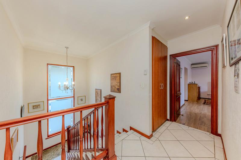 3 Bedroom Property for Sale in Broadacres Gauteng