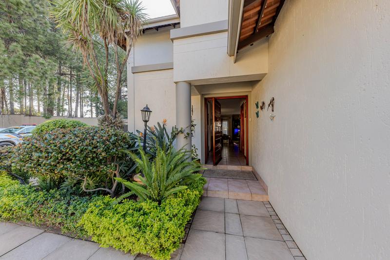 3 Bedroom Property for Sale in Broadacres Gauteng