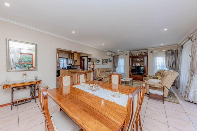 3 Bedroom Property for Sale in Broadacres Gauteng