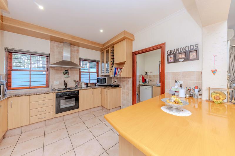 3 Bedroom Property for Sale in Broadacres Gauteng