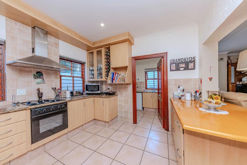 3 Bedroom Property for Sale in Broadacres Gauteng