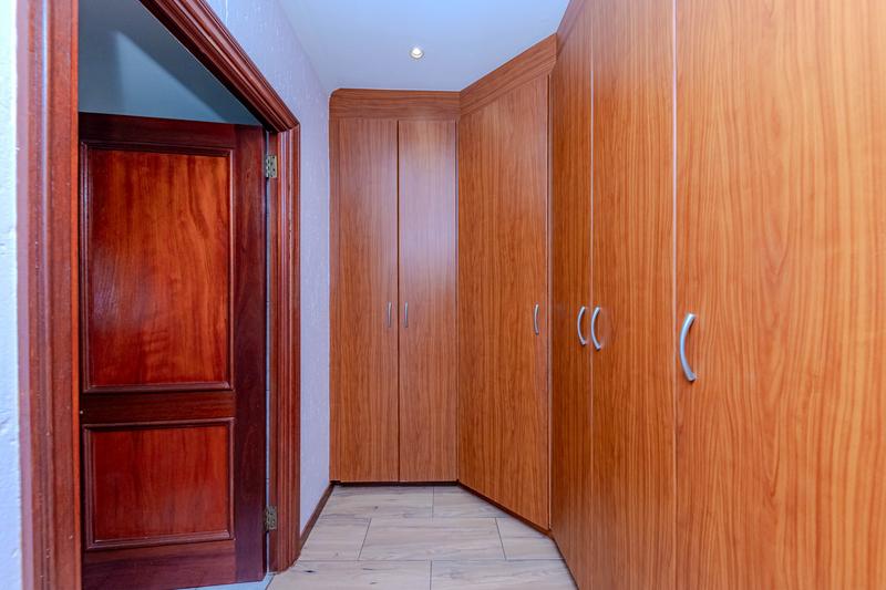 3 Bedroom Property for Sale in Broadacres Gauteng
