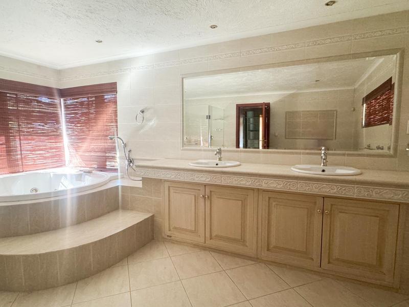 4 Bedroom Property for Sale in Poortview Gauteng