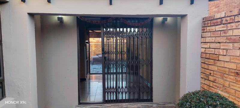 3 Bedroom Property for Sale in Krugersdorp Gauteng