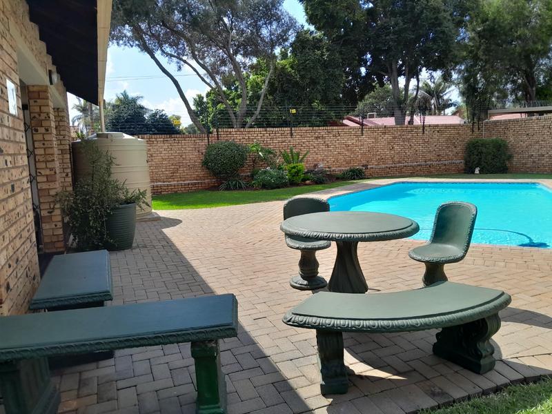 3 Bedroom Property for Sale in Annlin Gauteng