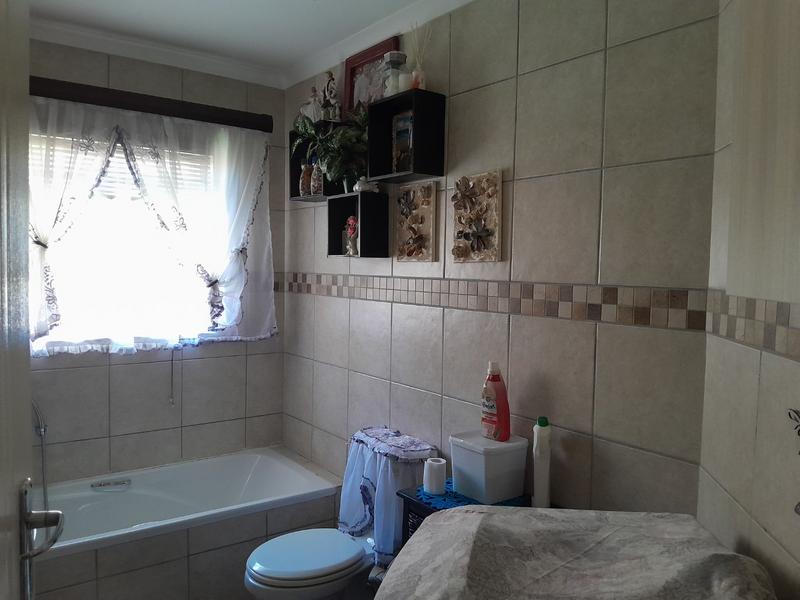 3 Bedroom Property for Sale in Annlin Gauteng