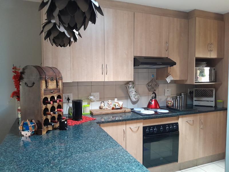 3 Bedroom Property for Sale in Annlin Gauteng