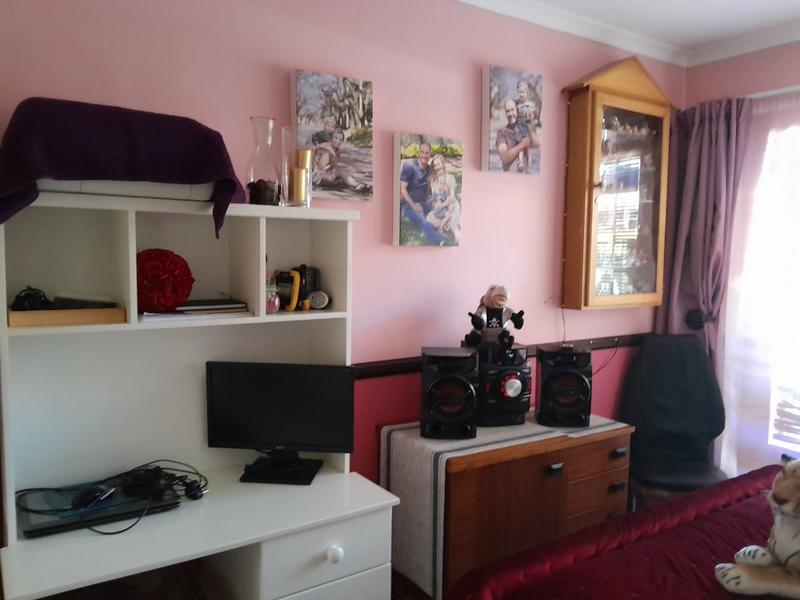 3 Bedroom Property for Sale in Annlin Gauteng