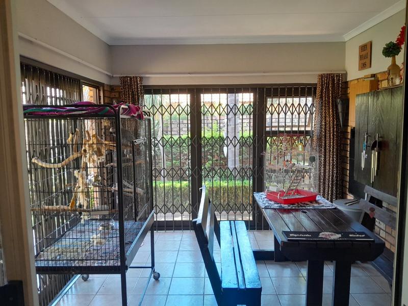 3 Bedroom Property for Sale in Annlin Gauteng