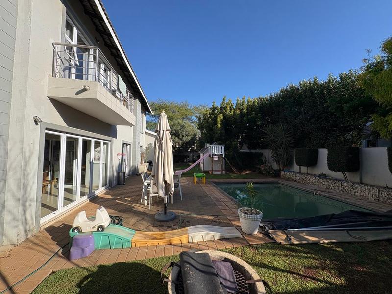 To Let 4 Bedroom Property for Rent in Midstream Hill Gauteng
