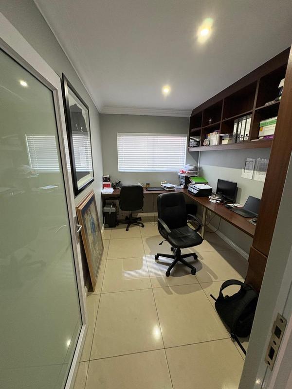 To Let 4 Bedroom Property for Rent in Midstream Hill Gauteng