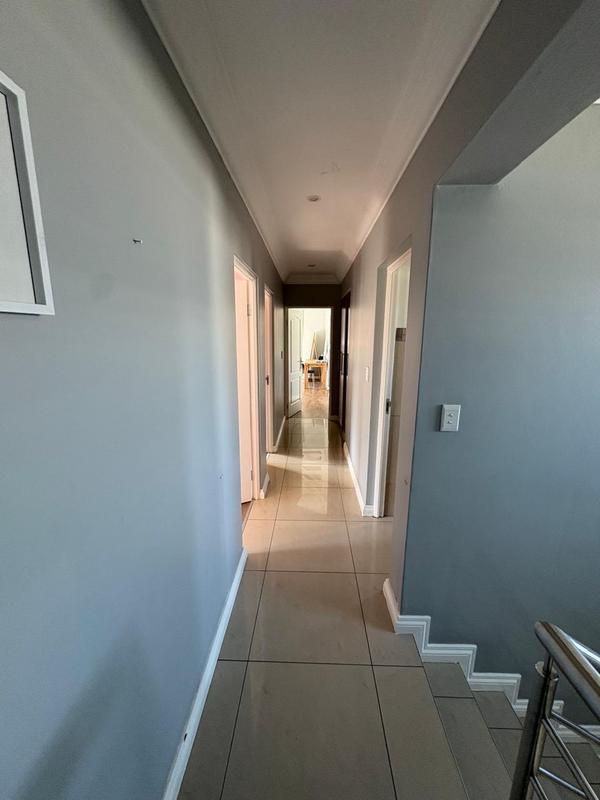 To Let 4 Bedroom Property for Rent in Midstream Hill Gauteng