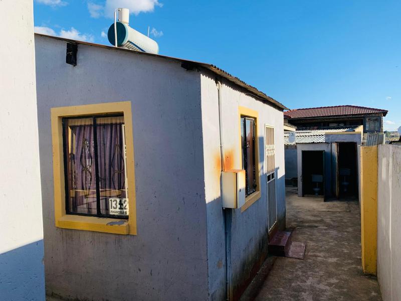 10 Bedroom Property for Sale in Tembisa Gauteng