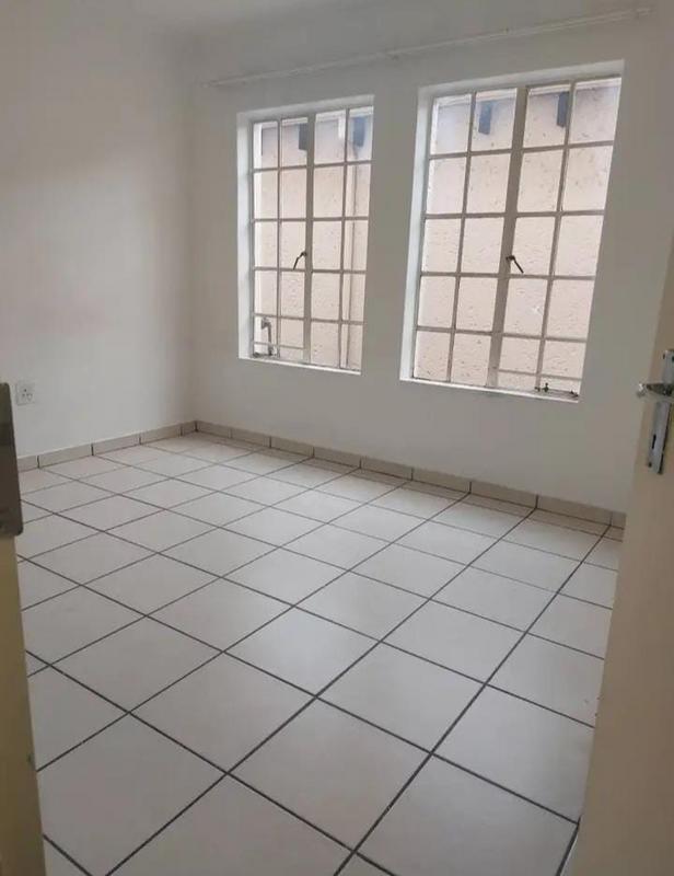 To Let 2 Bedroom Property for Rent in Bedfordview Gauteng