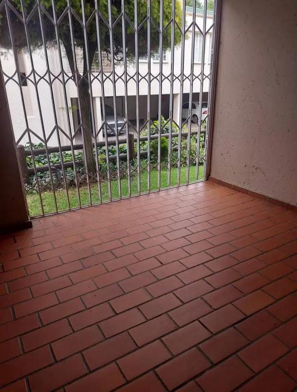 To Let 2 Bedroom Property for Rent in Bedfordview Gauteng