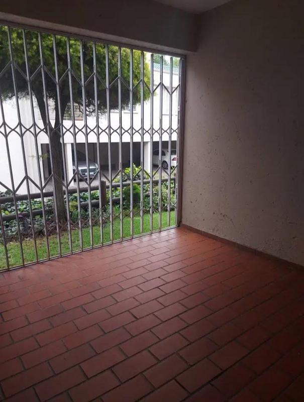To Let 2 Bedroom Property for Rent in Bedfordview Gauteng