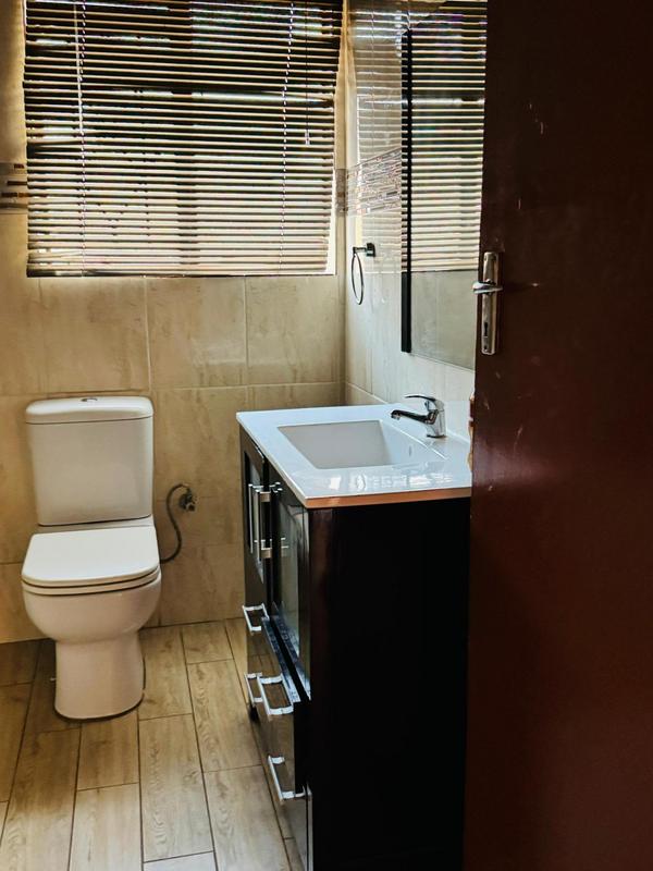 To Let 3 Bedroom Property for Rent in Windmill Park Gauteng