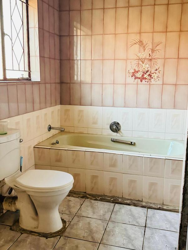 To Let 3 Bedroom Property for Rent in Windmill Park Gauteng