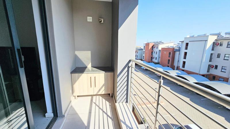 1 Bedroom Property for Sale in Sebenza Gauteng