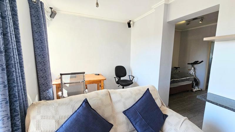 1 Bedroom Property for Sale in Sebenza Gauteng