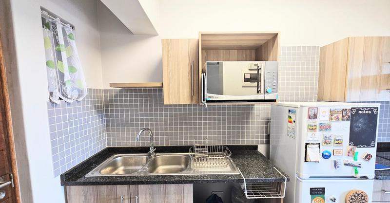 1 Bedroom Property for Sale in Sebenza Gauteng