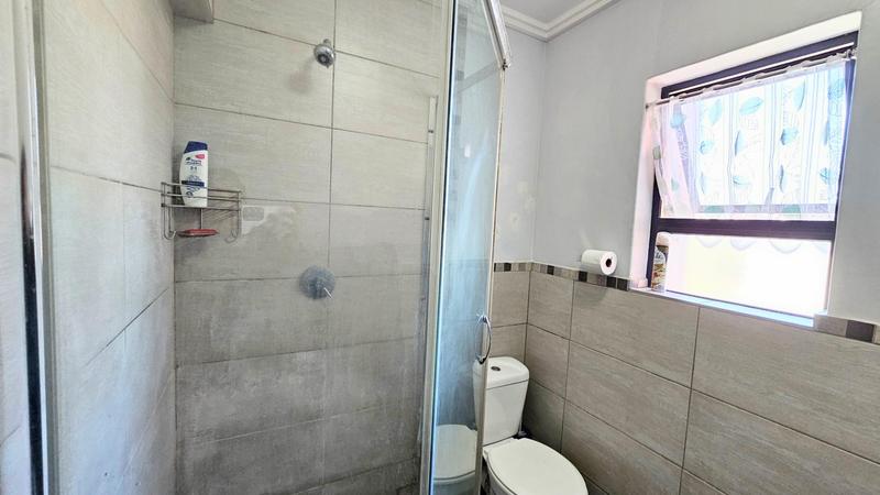 1 Bedroom Property for Sale in Sebenza Gauteng