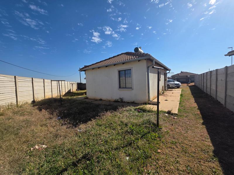 2 Bedroom Property for Sale in Dawn Park Gauteng