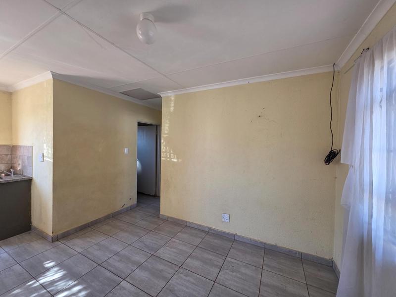 2 Bedroom Property for Sale in Dawn Park Gauteng