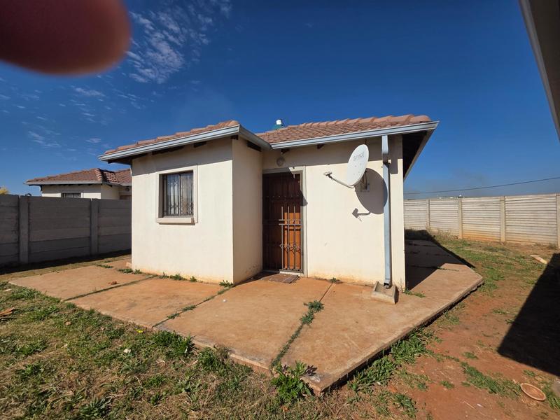 2 Bedroom Property for Sale in Dawn Park Gauteng