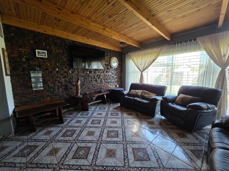 4 Bedroom Property for Sale in Parkrand Gauteng