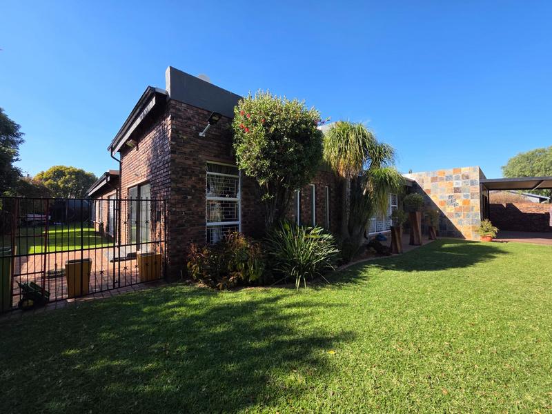 4 Bedroom Property for Sale in Parkrand Gauteng