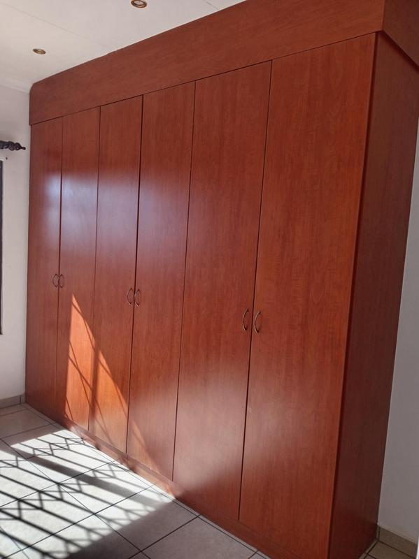 2 Bedroom Property for Sale in Sonneveld Gauteng