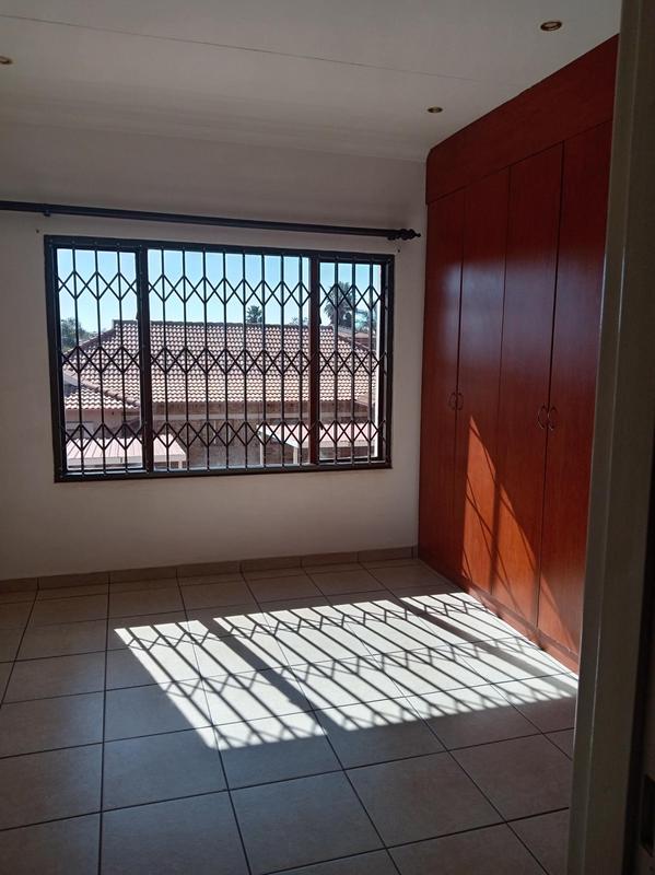 2 Bedroom Property for Sale in Sonneveld Gauteng