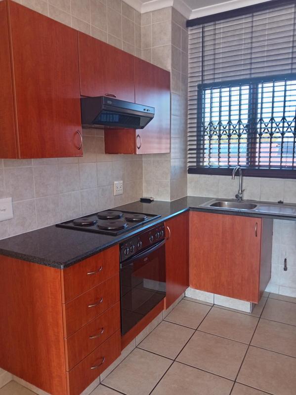 2 Bedroom Property for Sale in Sonneveld Gauteng