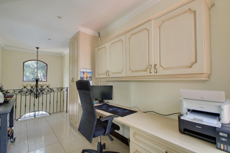 To Let 4 Bedroom Property for Rent in Beverley Gauteng