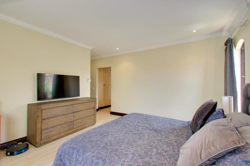 To Let 4 Bedroom Property for Rent in Beverley Gauteng