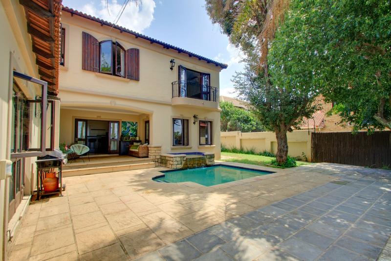 To Let 4 Bedroom Property for Rent in Beverley Gauteng
