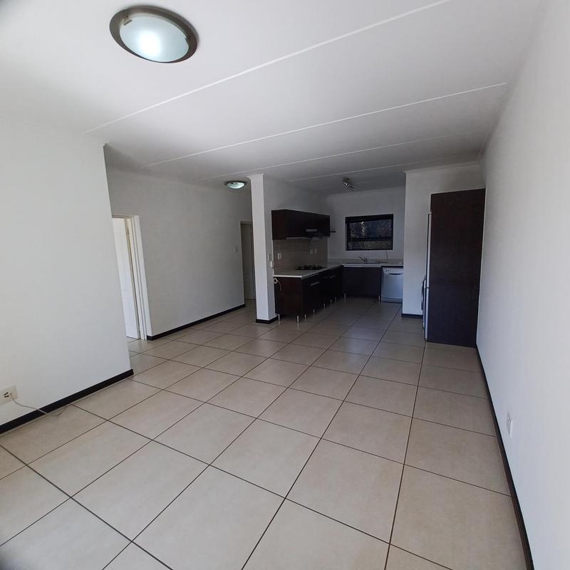 To Let 2 Bedroom Property for Rent in Broadacres Gauteng