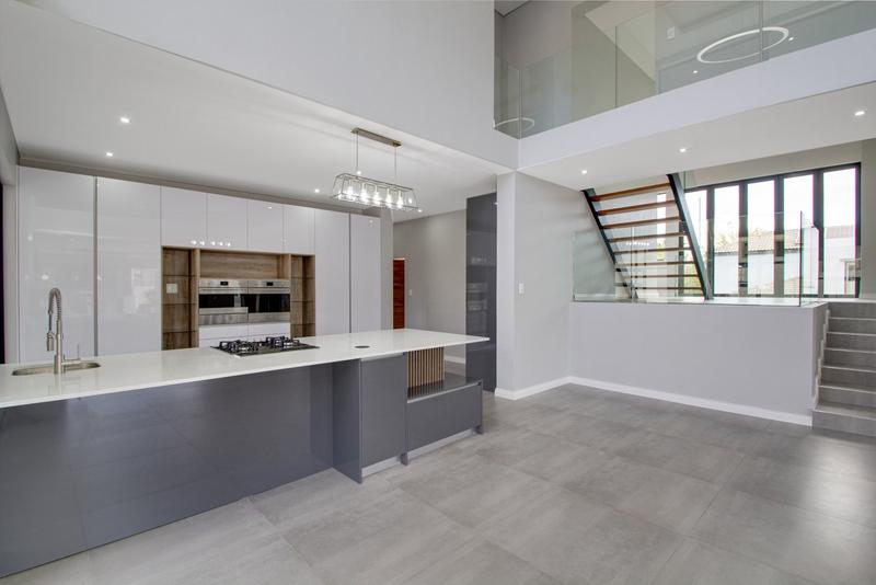 To Let 4 Bedroom Property for Rent in Broadacres Gauteng