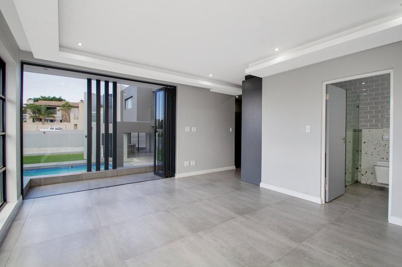 To Let 4 Bedroom Property for Rent in Broadacres Gauteng