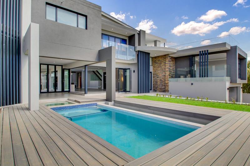 To Let 4 Bedroom Property for Rent in Broadacres Gauteng